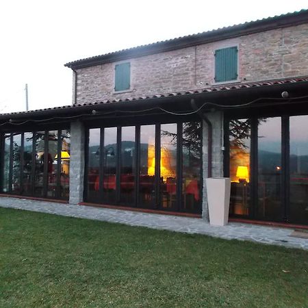 ホテルLa Cerreta Rocca San Casciano エクステリア 写真